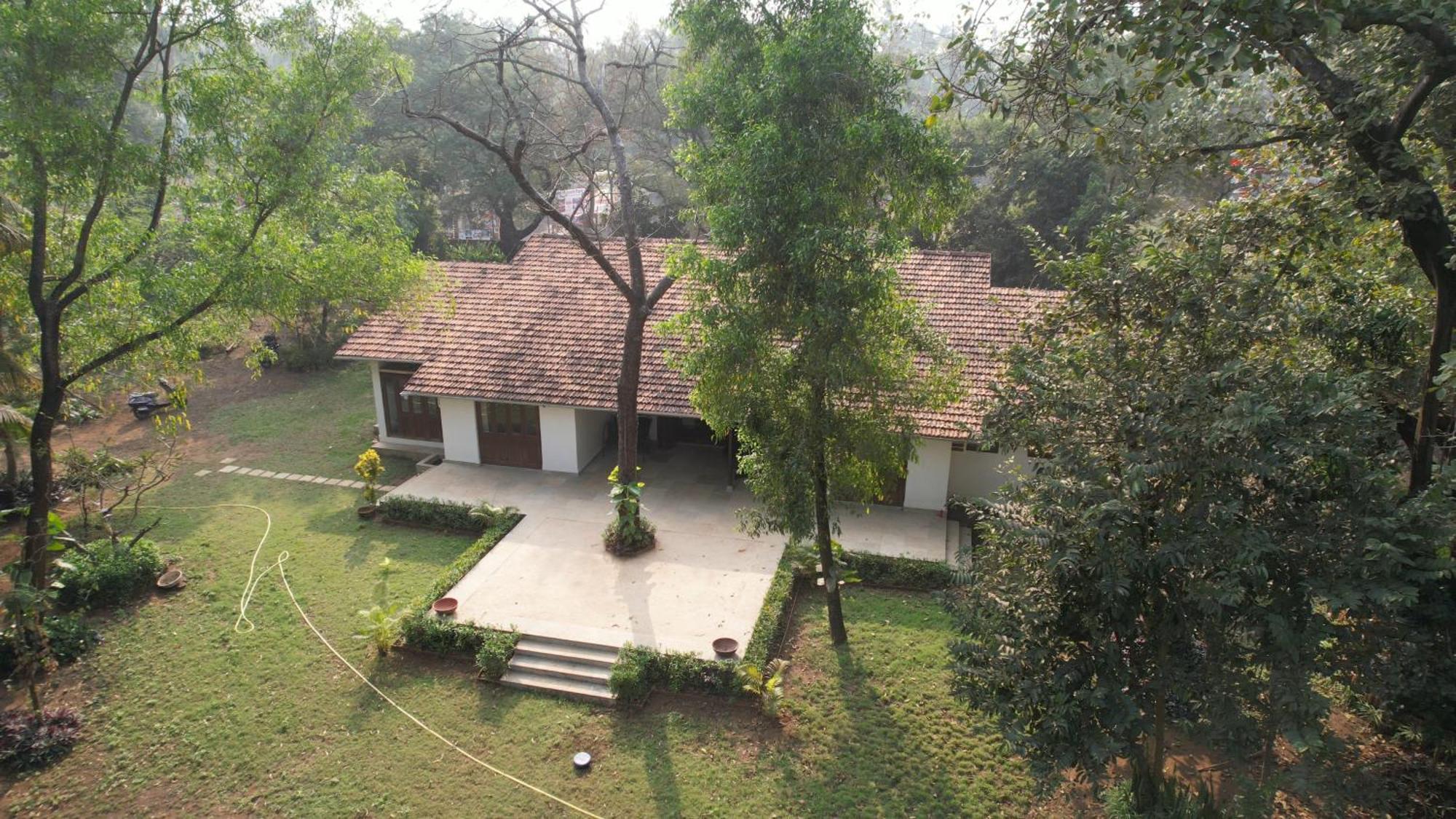 Banyan House - Luxurious 4 Bedroom Villa On One Acre, Near The Beach นาโกน ภายนอก รูปภาพ