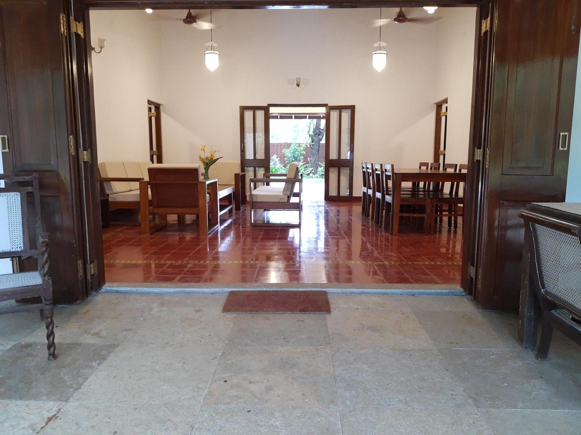 Banyan House - Luxurious 4 Bedroom Villa On One Acre, Near The Beach นาโกน ภายนอก รูปภาพ