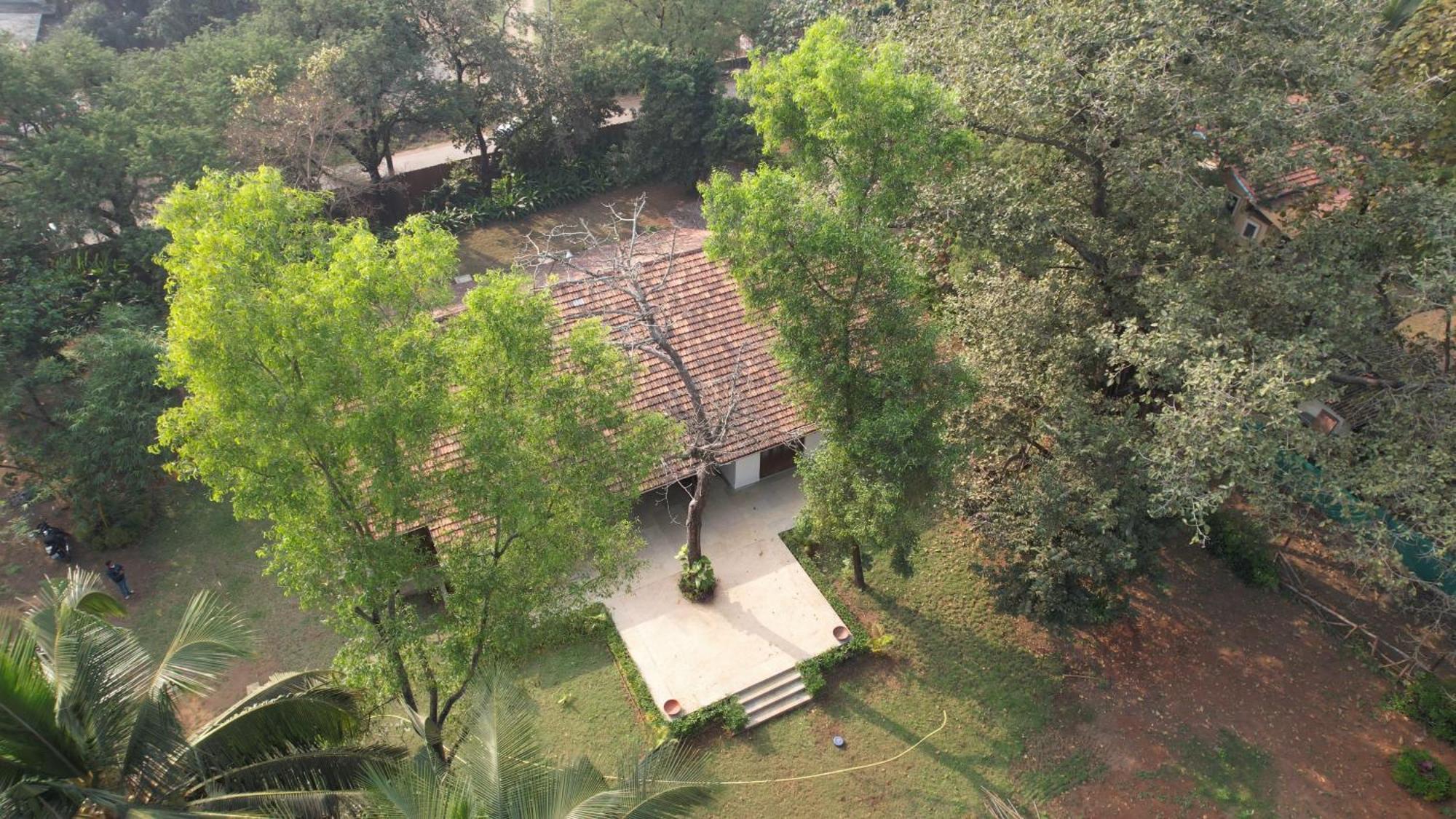 Banyan House - Luxurious 4 Bedroom Villa On One Acre, Near The Beach นาโกน ภายนอก รูปภาพ