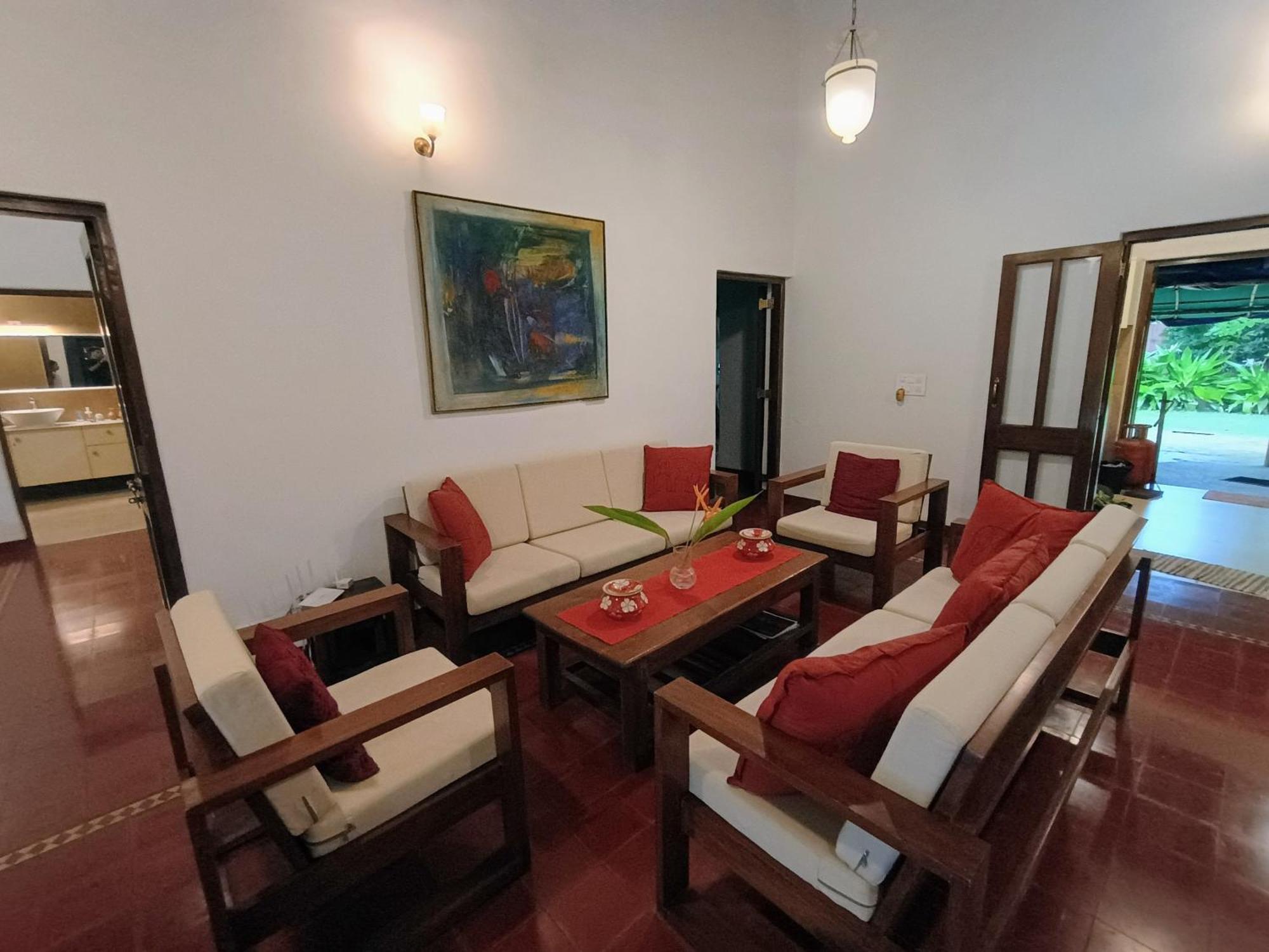 Banyan House - Luxurious 4 Bedroom Villa On One Acre, Near The Beach นาโกน ภายนอก รูปภาพ
